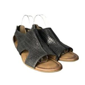 Comfortiva Womens Rina Black Leather Perforated Heel Sandals Shoes